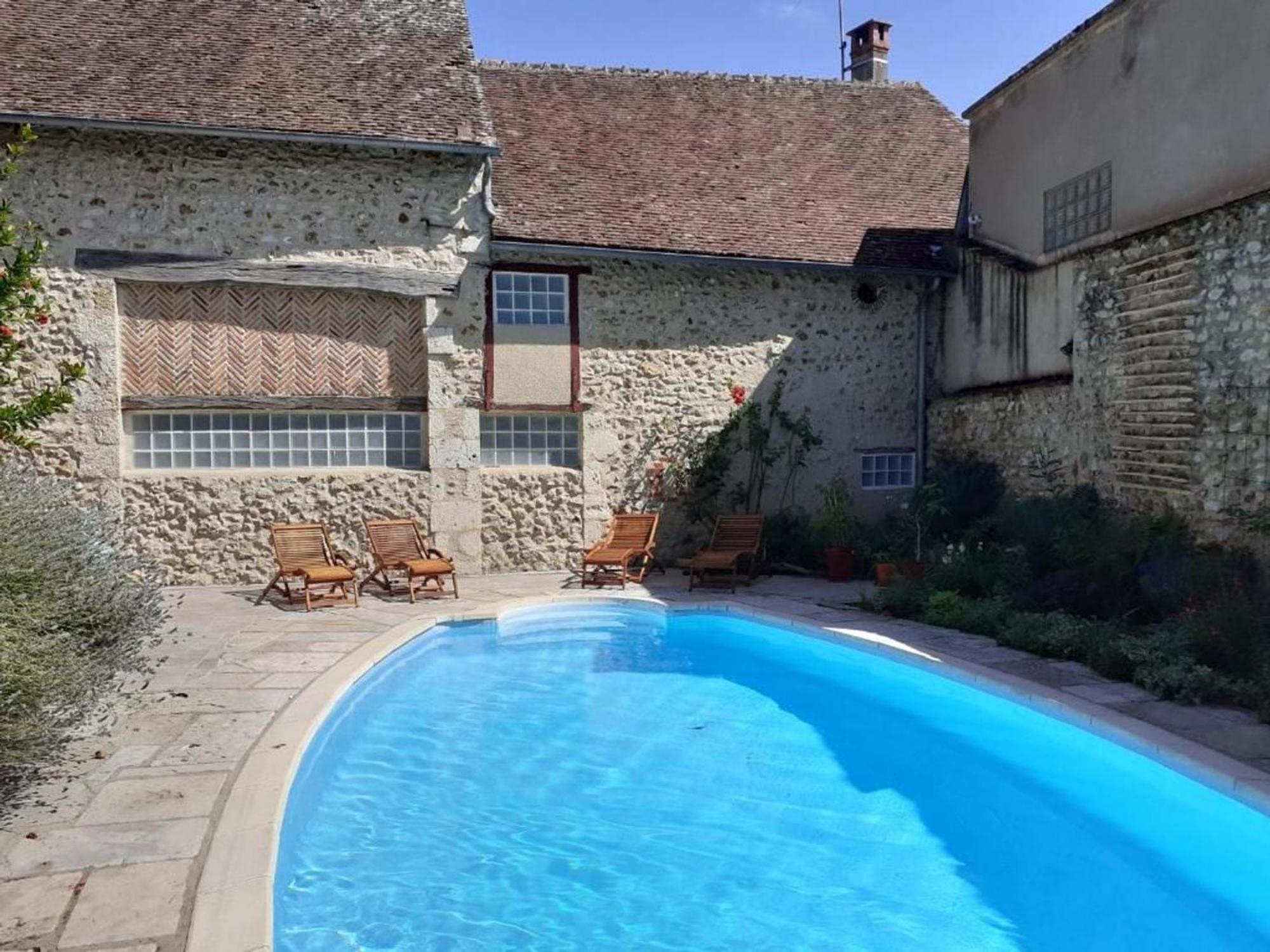 Chambre Quadruple Avec Piscine Au Bord De La Loire - Fr-1-590-474 Bed & Breakfast Ousson-sur-Loire ภายนอก รูปภาพ